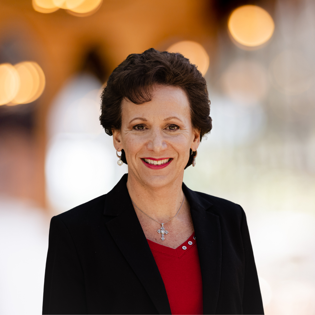 Anne Mari DeCoster Headshot