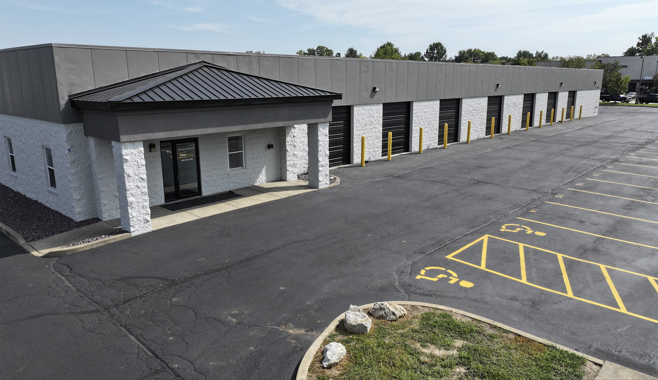 flex space warehouse exterior
